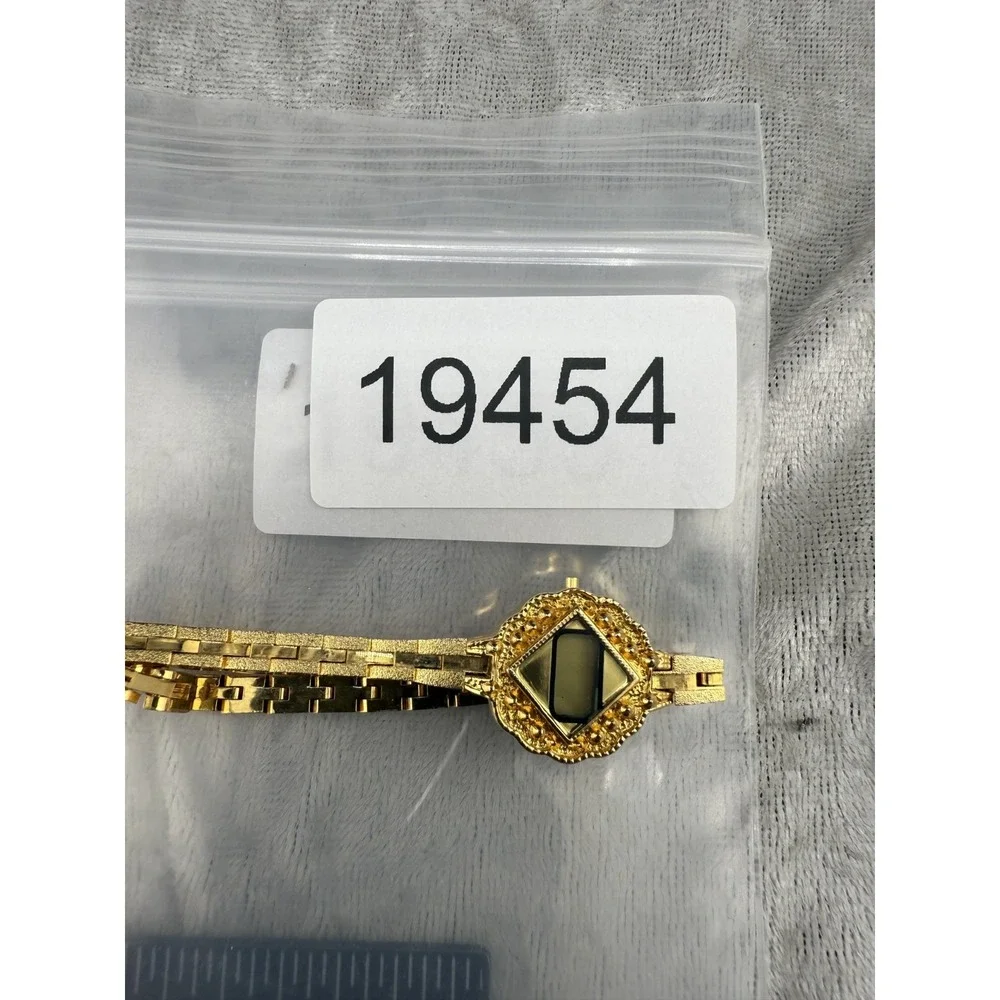 Vintage Digital Watch Woman Gold Tone 6.5